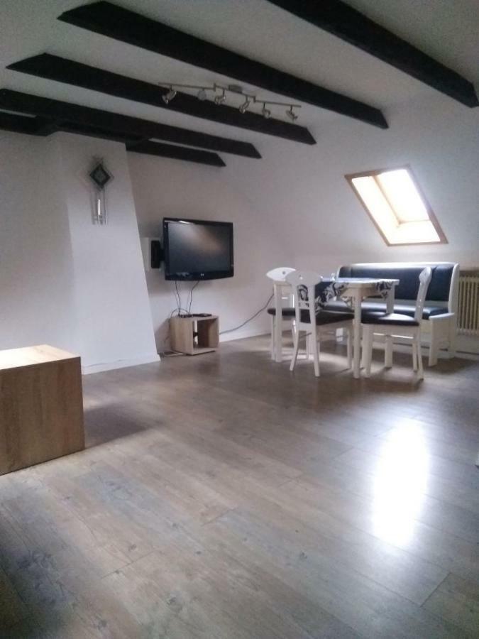 Gemuetliche Wohnung Naehe Centro Ομπερχάουζεν Εξωτερικό φωτογραφία