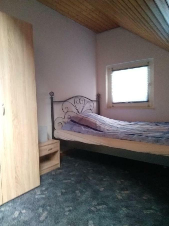 Gemuetliche Wohnung Naehe Centro Ομπερχάουζεν Εξωτερικό φωτογραφία